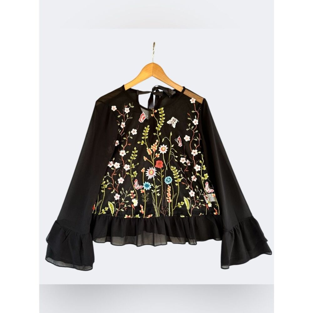 🎉5 for $45🎉 timing embroidered top blouse shirt size S